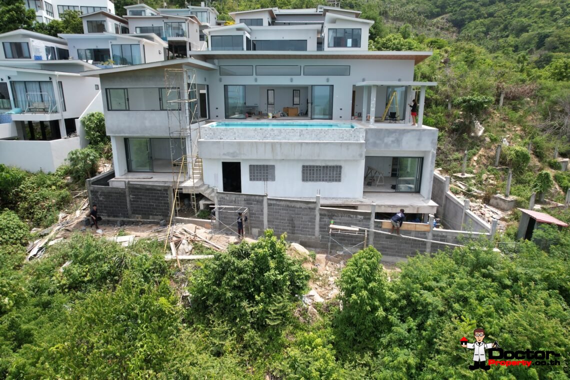 4 Bedroom Pool Villa with Seaview in Chaweng Noi – For Sale